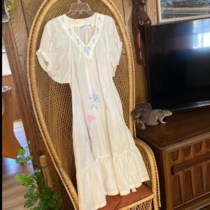 Woman’s vintage 1970’s Jasmine by KVM dress